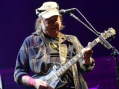 Neil Young retornará ao palco do Virginia Beach Farm Aid