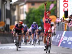 As habilidades de rastreamento foram fundamentais nos caóticos sprints curtos femininos do Giro d’Italia, com Maggie Coles-Lyster e Georgia Baker subindo ao pódio.