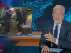 Jon Stewart critica Trump por se recusar a falar com a mídia