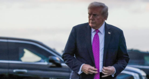 Os Estados Unidos lançam novos ataques ao Irão e Trump alerta para uma ação militar mais forte
