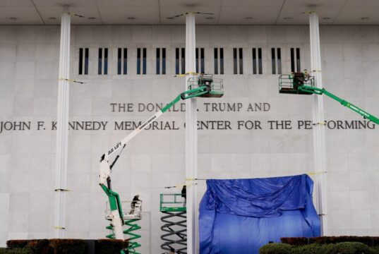 Has Scrubbed Trump do Kennedy Center é o nome de seu site