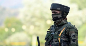 O exército israelense anunciou avisos de ataque aéreo perto da fronteira norte de Israel