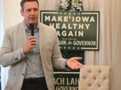 Como Zach Lang derrotou um oponente apoiado por Trump em Iowa