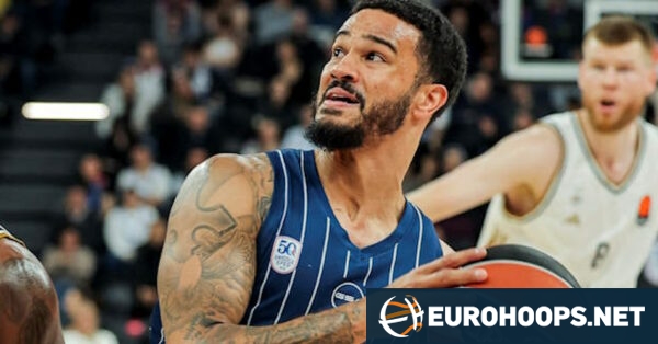 a0180275-nick-weiler-babb-handles-efes-vs-dubai-euroleague-600x314.jpg
