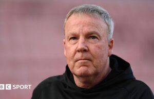 Kenny Jackett: lenda do Watford e ex-internacional do País de Gales morre