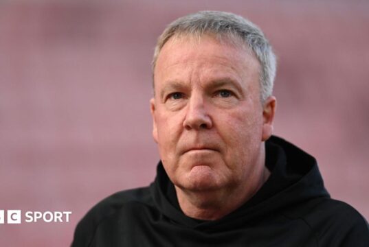Kenny Jackett: lenda do Watford e ex-internacional do País de Gales morre