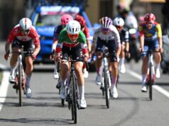 ‘Você sempre tem que lutar’ – O ataque em declive faz com que Elisa Longo Borghini se aproxime de Maglia Rosa antes da última etapa rainha