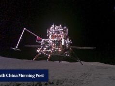 A China entregou as primeiras amostras coletadas da Lua aos cientistas russos.