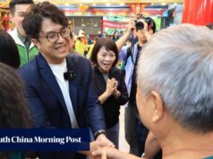 Um legislador taiwanês novato colocado na lista negra de Pequim faz uma longa candidatura para se tornar prefeito de Taipei.