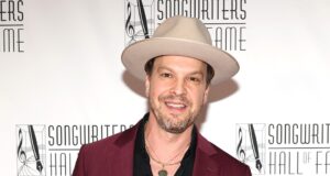 O escritor da música tema de One Tree Hill, Gavin DeGraw, nunca viu o show
