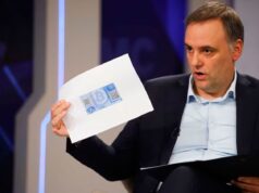 Os representantes nacionais denunciaram Manuel Adorni pela remoção de bens em sua declaração juramentada.