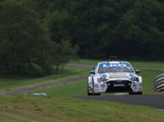 Audi rápido depois de levar o kit de reforço da Ford