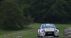 Audi rápido depois de levar o kit de reforço da Ford