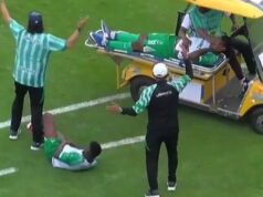 A ambulância atropelou um jogador equatoriano