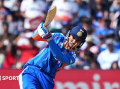 Copa do Mundo Feminina T20: Smriti Mandhana e Deepti Sharma estrelam na vitória da Índia sobre o Paquistão