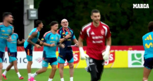 Foi o último treino da seleção antes de enfrentar o Peru