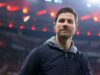 Chelsea contrata Alonso antes de uma oferta de £ 100 milhões pela estrela do Real Madrid, Arda Golar