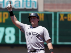 Yankees fazem história com terceira entrada de 13 corridas na vitória sobre o Atletismo