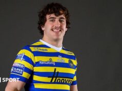 Hull FC: Hull contrata Wood de Warrington por empréstimo de um mês.