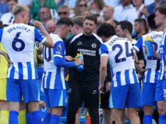 A mãe de El Mala disse que a transferência para Chelsea ou Brighton está para ser decidida