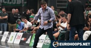 Panathinaikos – Olympiakos: O que diz a ficha de jogo sobre a invasão de Giannakopoulos e slogans inapropriados