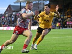 Super League: Castleford Tigers 14-24 Leigh Leopards – tentativa de Cook vence para os visitantes