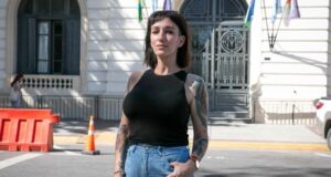 Leila Gianni tem como alvo Fernando Espinoza em La Matanza POLÍTICA El Intransigente com uma tendência viral.