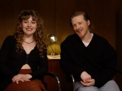 ‘Não importa o quão horríveis e brutais as coisas ficassem, as pessoas tinham que continuar’: ‘Ruby Ashbourne Serkis e Adam Nagaitis de Star City aprendem a amar a pátria na corrida espacial soviética da Apple TV (entrevista)