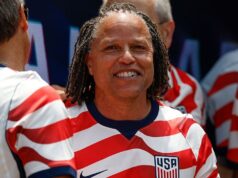 Cobi Jones diz à equipe da USMNT 2026 para aceitar a pressão da torcida local