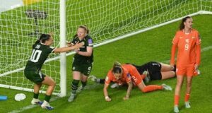As Orange Lionesses parecem ter esquecido a qualificação direta para a Copa do Mundo após o desastre na Irlanda.