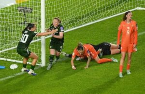 As Orange Lionesses parecem ter esquecido a qualificação direta para a Copa do Mundo após o desastre na Irlanda.