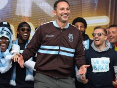 Coventry fez uma oferta inicial por Carl Rushworth, que está aberto a uma mudança