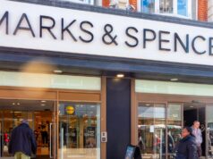 ‘As melhores calças de perna reta de £ 28 da M&S – elas são elásticas e vêm em seis cores