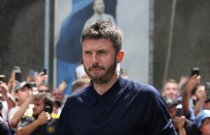 Man Utd ‘pretende atacar o forte rival LEEDS em uma transferência chocante enquanto Michael Carrick tenta resolver os problemas’