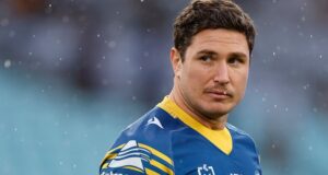 A estrela de Parramatta enfrenta os Bulldogs enquanto as estrelas originais enfrentam exames médicos