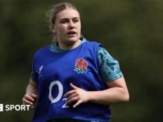 Mackenzie Carson: Vencedor da Copa do Mundo assina novo contrato Gloucester-Hartpury