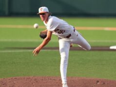 Probabilidades, semestres da College World Series de 2026: escolhas de especialistas que são 79-54