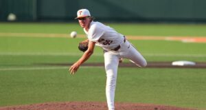 Probabilidades, semestres da College World Series de 2026: escolhas de especialistas que são 79-54