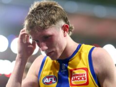 A estrela em ascensão do West Coast Eagles, William Dursma, junta-se a Tom McCarthy e Robin Ganby na lista de lesionados
