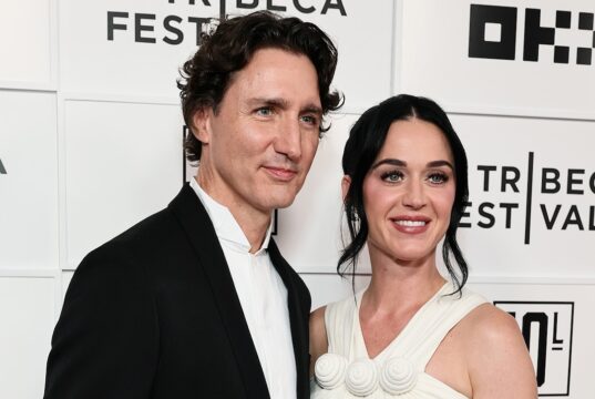 Katy Perry e Justin Trudeau fazem primeira aparição no tapete vermelho do Tribeca Music Festival