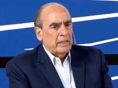 Guillermo Franco reapareceu e gritou: “Milli está reeleita”.