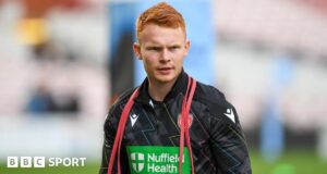 Gloucester: Caolan Englefield elogia a influência de Tomos Williams.