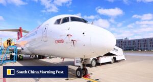 Por que o jato C909 da China está sendo rapidamente implantado em Xinjiang?