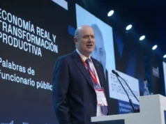 Sturzenger explicou quais são as 12 reformas que o governo nacional está implementando neste semestre.