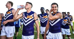 O técnico do Fremantle Dockers, Justin Longmire, e a estrela Hayden Young dizem que o intervalo de despedida não será usado para descansar.