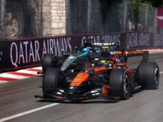 Por que a McLaren vê o status da equipe cliente da Mercedes como uma desvantagem na F1 2026