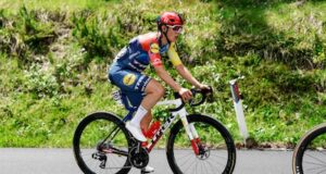 Lucinda Brand perdeu por pouco a vitória no Giro d’Italia, derrotando Anna van der Breggen em rosa.