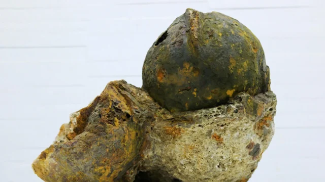 helmets-recovered-off-coast-of-benicarlo.webp.webp