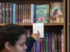 A Portland Book Week está de volta com mais prêmios literários. Conversa do escritor Chás e muito mais