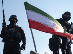 Os iranianos dizem que o acordo de Trump com a República Islâmica pode permitir que o regime permaneça intacto
